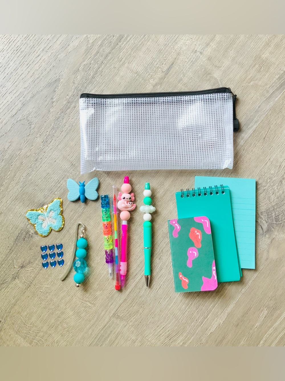 NEW📚 Homemade Crafted Beaded Pen, Pencil, & Bookmark Stationery Set OS